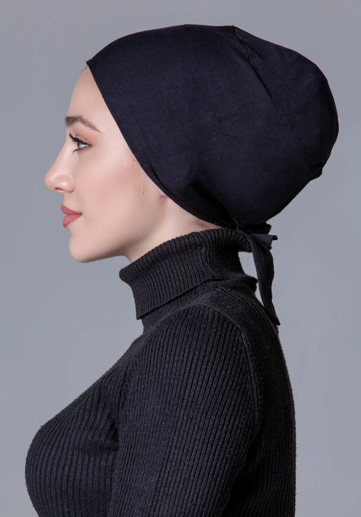 Siyah Dikişsiz Kaymayan Bone